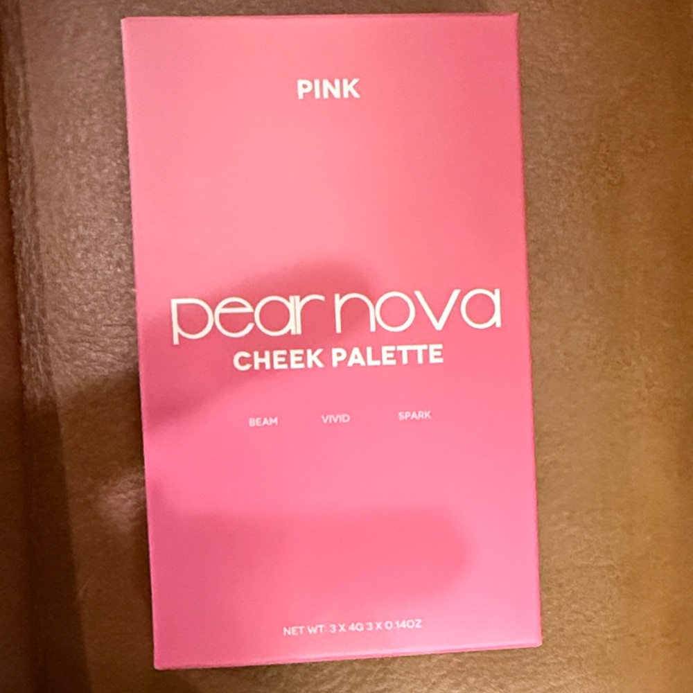 Pear Nova Blush Palette - Pink Collection